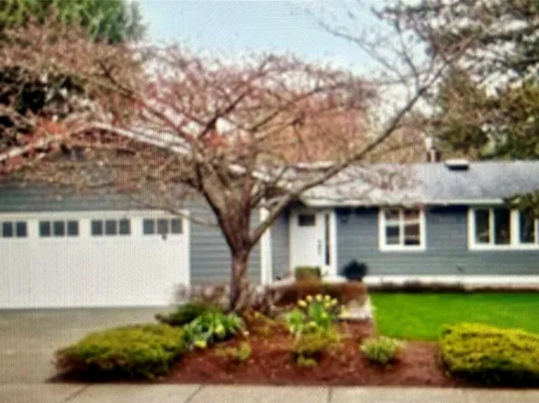1405 179th Avenue NE, Bellevue, WA 98008
