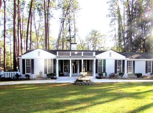 1104 Seminole Trl, Waycross, GA 31501