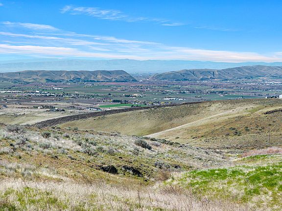 2nd image of Nka Spring View Dr