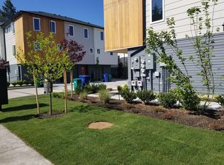 1819 SW 96th Ln, Seattle, WA 98106