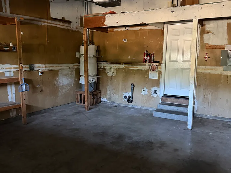 laundry hookups in garage