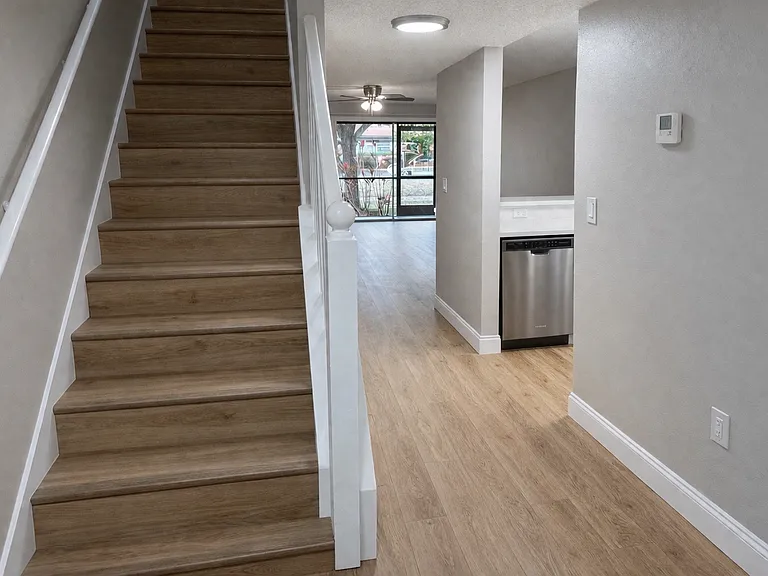 14639 Par Club Cir — Photo 2