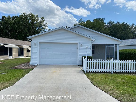 2nd image of 2626 Moncayo Ave