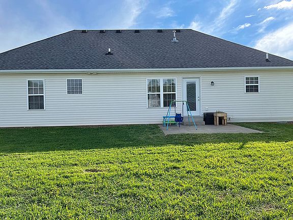 2nd image of 708 Sugarberry Ave