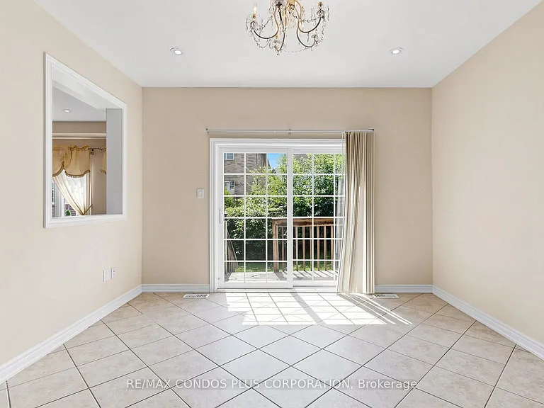 139 Queen Filomena Ave — Photo 11