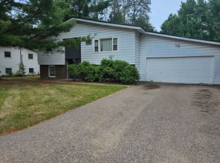 460-462 Pepper Ave, Wisconsin Rapids, WI 54494