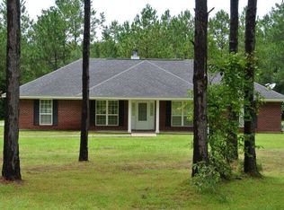 10979 Deerfoot Ln, Elberta, AL 36530
