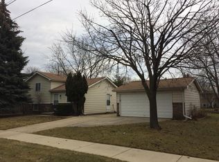 4037 Bloomington Ave, Arlington Heights, IL 60004
