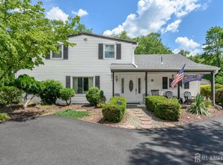 482 Stage Coach Rd, Clarksburg, NJ 08510