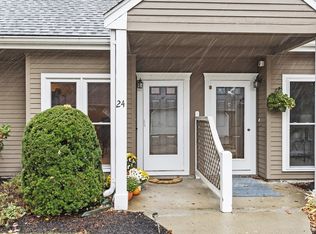 75 Page Rd UNIT 24, Bedford, MA 01730