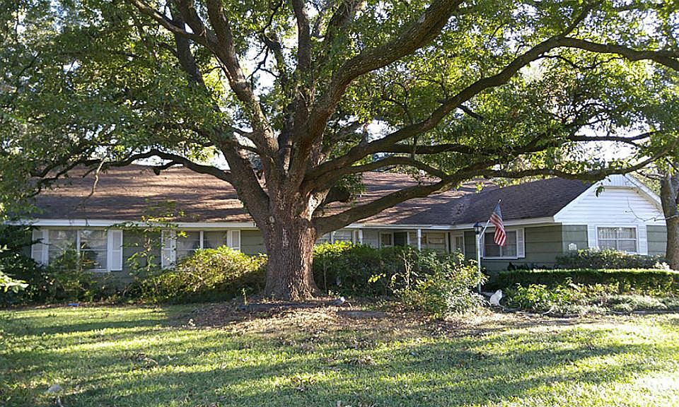 1st image of 7170 Santa Fe Dr