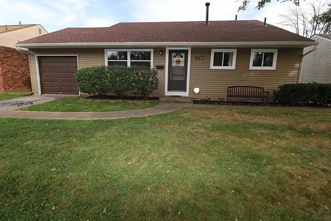 1156 Billie Dr photo 1
