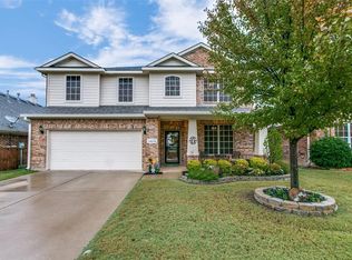 15648 Landing Creek Ln, Roanoke, TX 76262