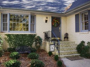 3511 Ravencliff Dr, Charlotte, NC 28226