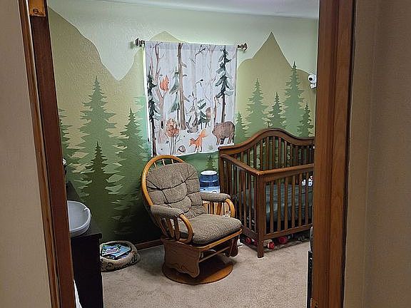 4th image of 218 Godier St
