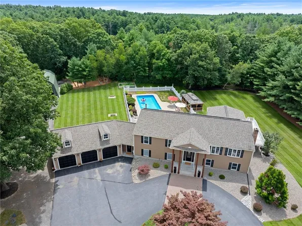 125 Nancy Ln, Burrillville, RI 02830