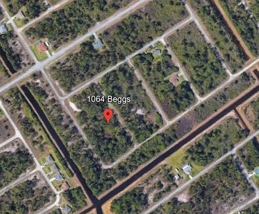4th image of 1064 Beggs St E