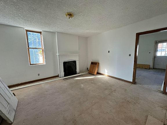 3rd image of 430 S Main St