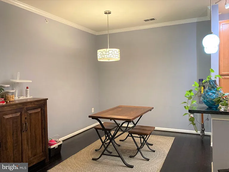 1509 N Point Dr #303 — Photo 8