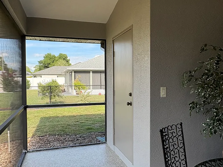 23146 Ambassador Ave — Photo 32