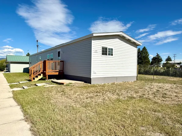 1001 Oregon St, Deer Lodge, MT 59722