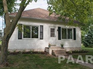324 Indiana St, El Paso, IL 61738