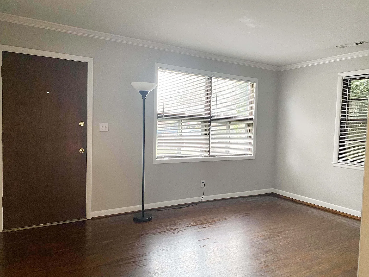 1 bed, 650 sqft, $1,200 — Photo 4
