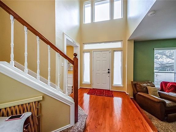3rd image of 101 Pullman Pl