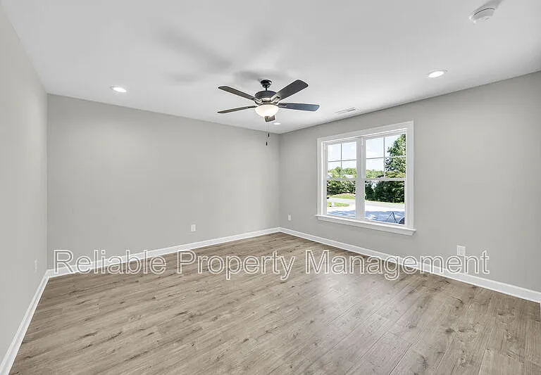 515 B H Parrish Rd — Photo 9