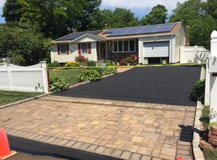 177 Ocean Ave, Brentwood, NY 11717