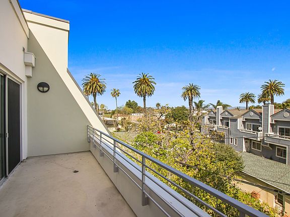 3rd image of 11955 W Washington Blvd APT 207