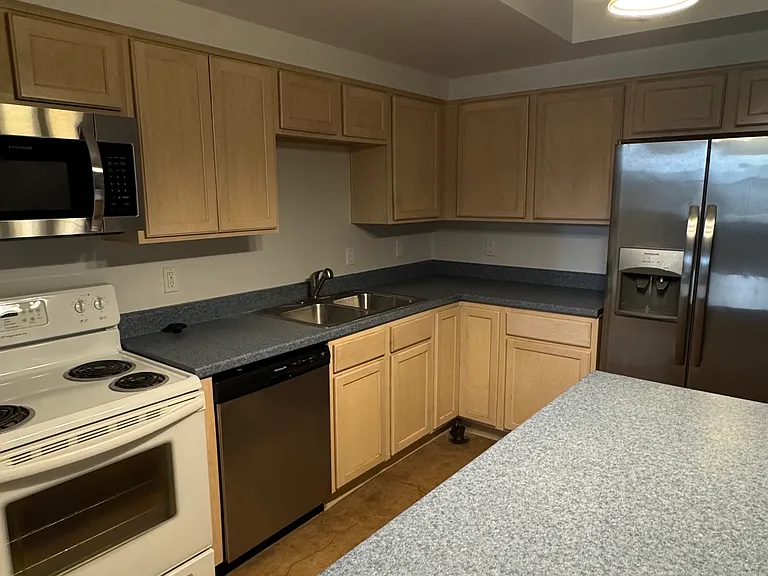 460 S 6th Ave #1003 — Photo 5