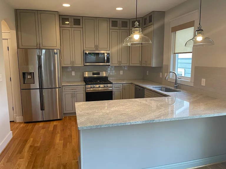 2513 Francis St — Photo 14