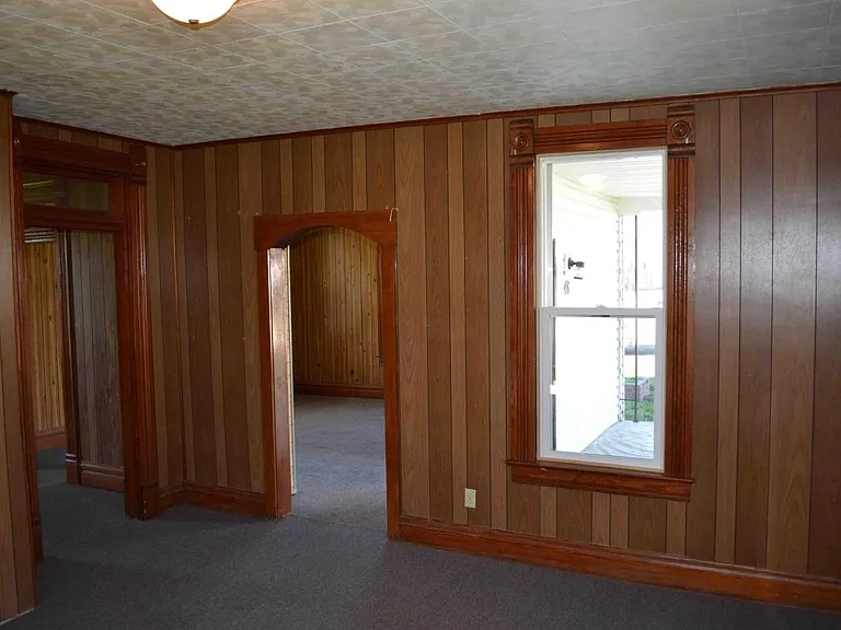 48 Mound St — Photo 2