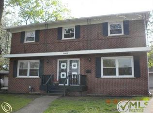 24650 Oneida Ave, Oak Park, MI 48237