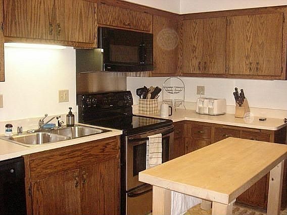 5th image of 649 W Evergreen Ct #62