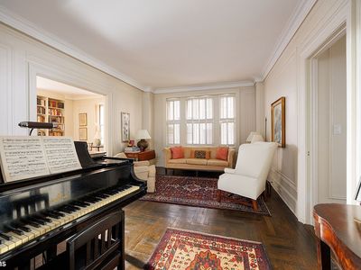 370 Riverside Dr APT 1D, New York, NY, 10025