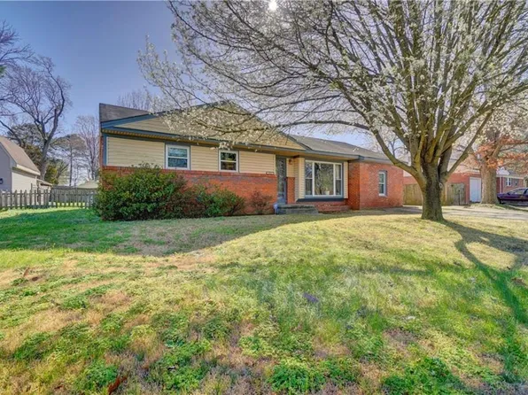 1511 Hodges Ferry Rd, Portsmouth, VA 23701