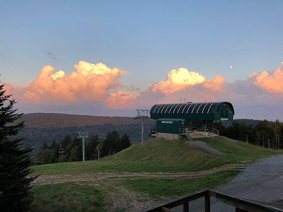 3rd image of 123 Top Of The Fld