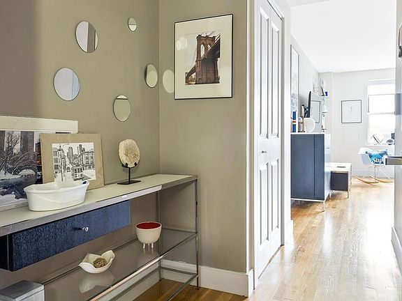 4th image of 362 Saint Nicholas Ave APT 8B