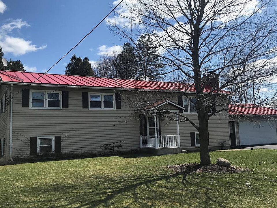 1st image of 37 Briarcliff Dr