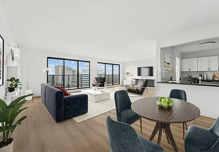 Sherwood at Southern Towers — Photo 2