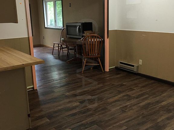 4th image of 24 N Lake St