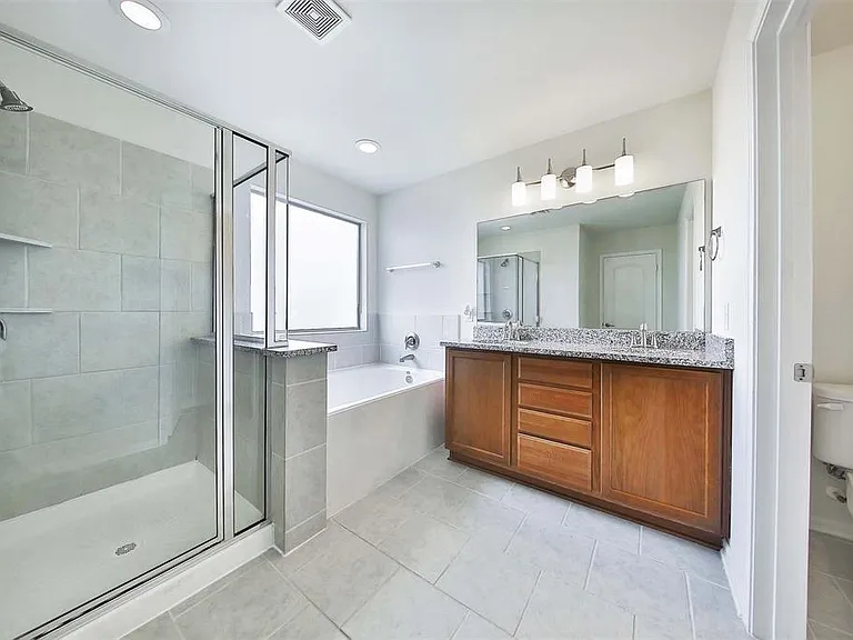 22423 Auburn Valley Ln — Photo 18