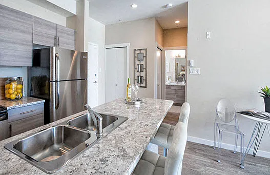 691 Hoylake Ave — Photo 7