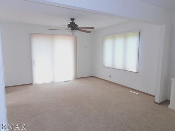 4th image of 4757 Skyline Dr