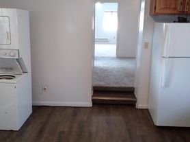 113 E Main St, Centerville, IN