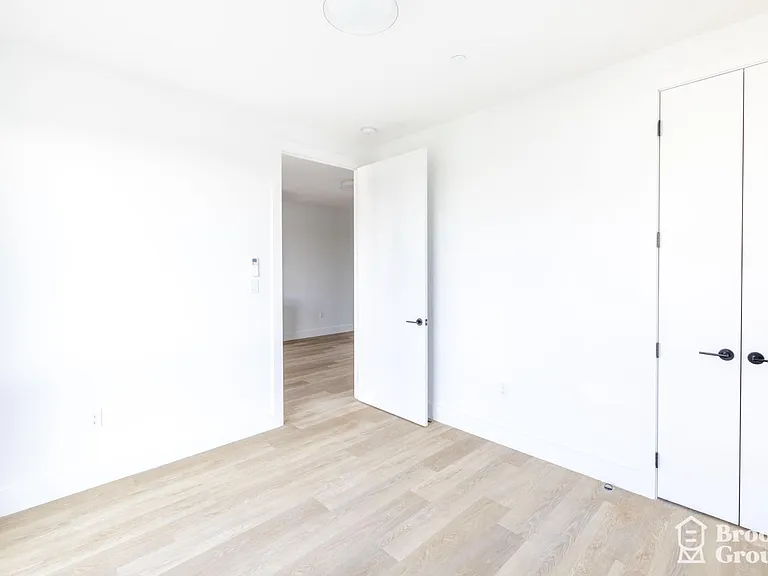 3308 Glenwood Rd #21 — Photo 4