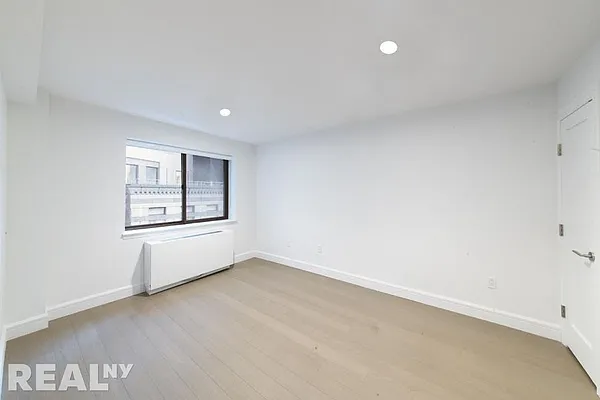 Rented by REAL New York | media 5