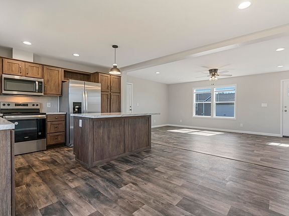 5th image of 14 Colony Way